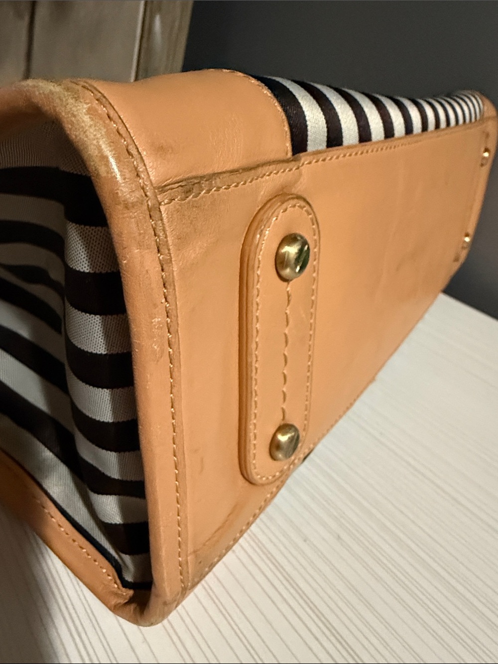 Henri Bendel signature black-and-white striped canvas tote bag - Picture 5 of 9